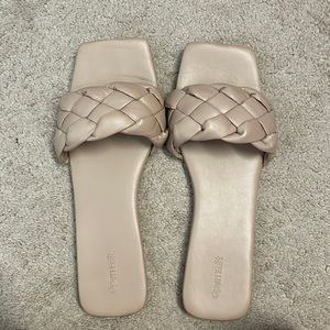 Open Edit square toe slide